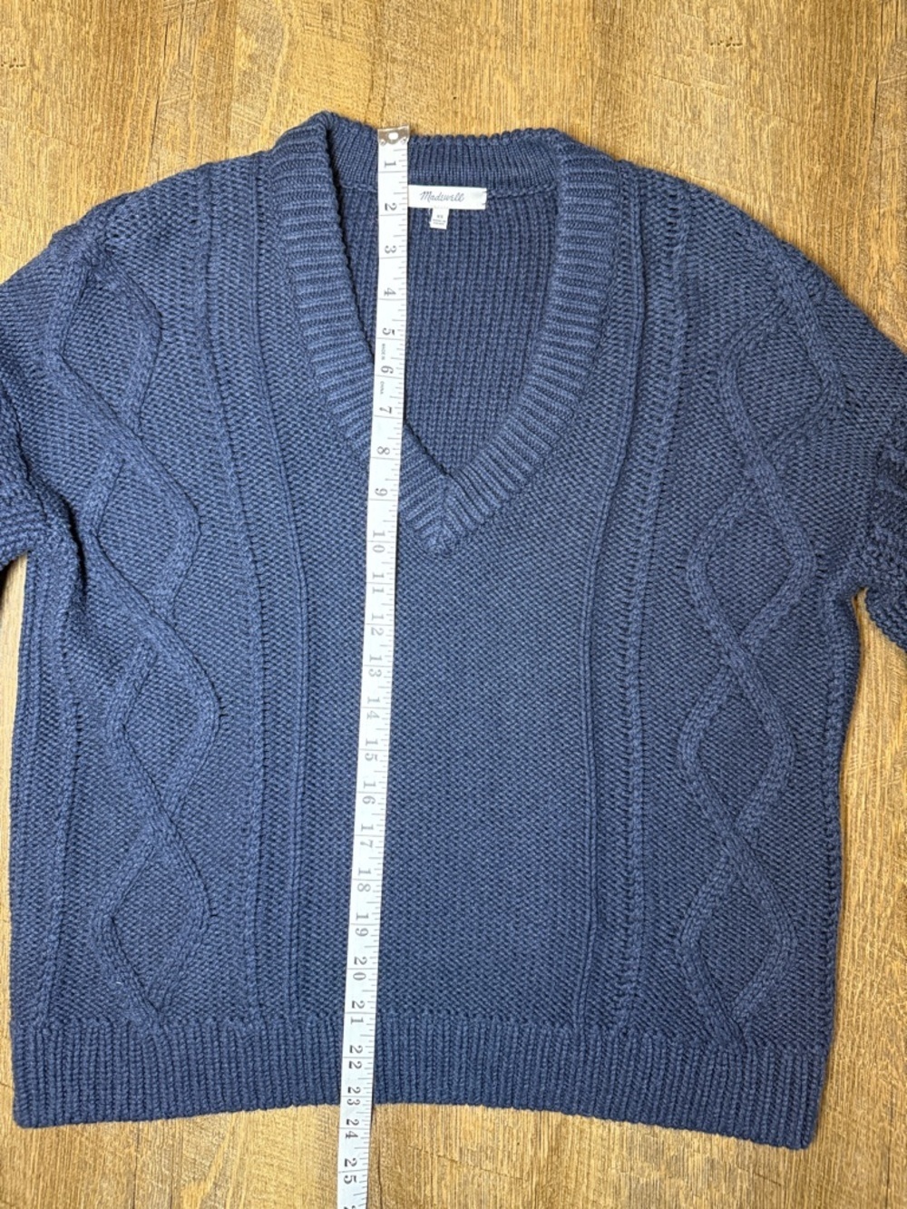 Madewell Women’s Augustus Cableknit V-Neck Navy Sweater Size X-Small - Picture 6 of 10